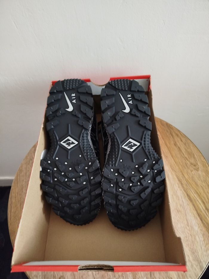 Baskets de randonnée Nike T 37,5 - photo numéro 6