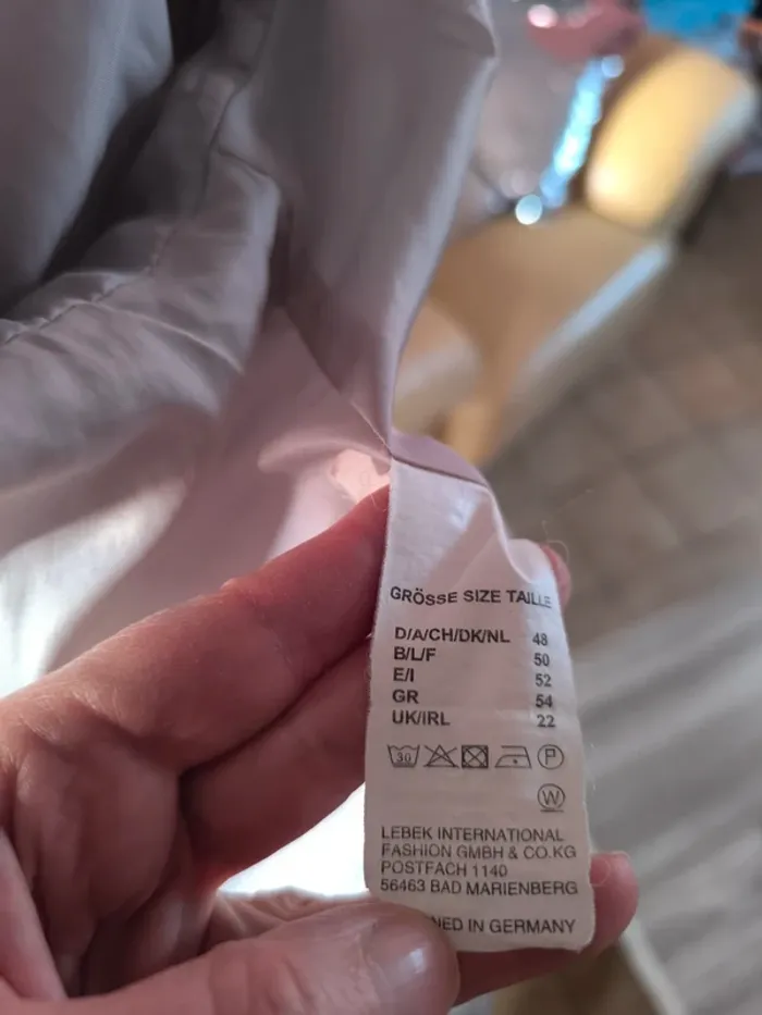 Jolie veste légère imperméable - photo numéro 15