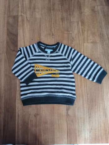 Pull rayé Vertbaudet 9mois 71cm