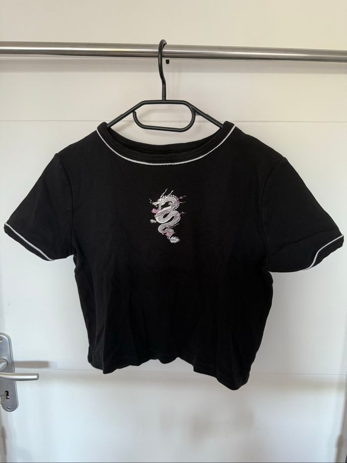 Tee-shirt dragon noir