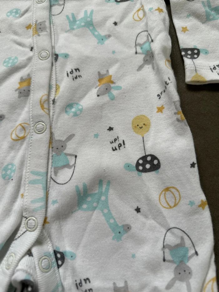 Pyjama 6 mois - photo numéro 2