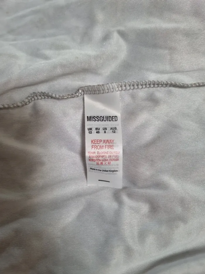 Robe velours Missguided taille 40 - photo numéro 3