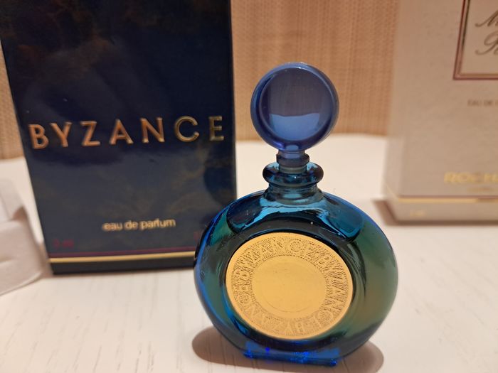 Lot miniatures parfum - photo numéro 3