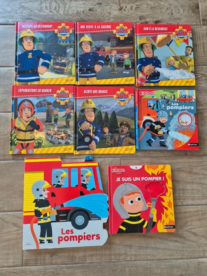 Lot de livres sur le thème des pompiers