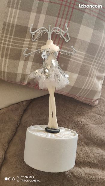 porte bijou et bague musical