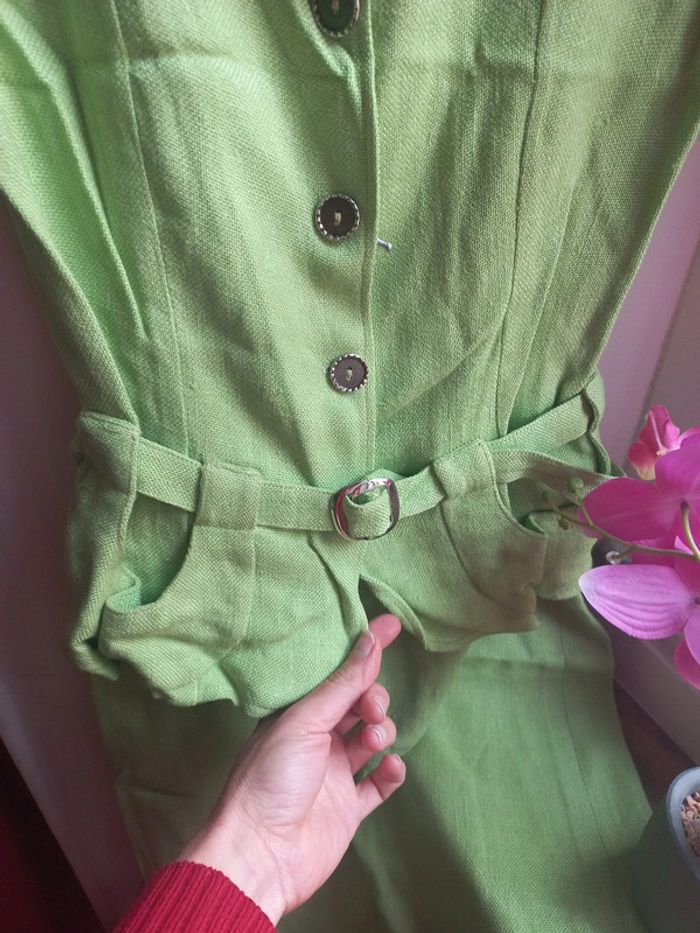 Magnifique tailleur fait main en lin, classe et sexy Taille 36 a 38 - photo numéro 4