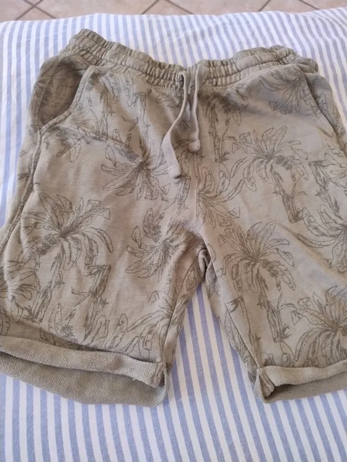 Shorts garçon avec poches en 100% coton