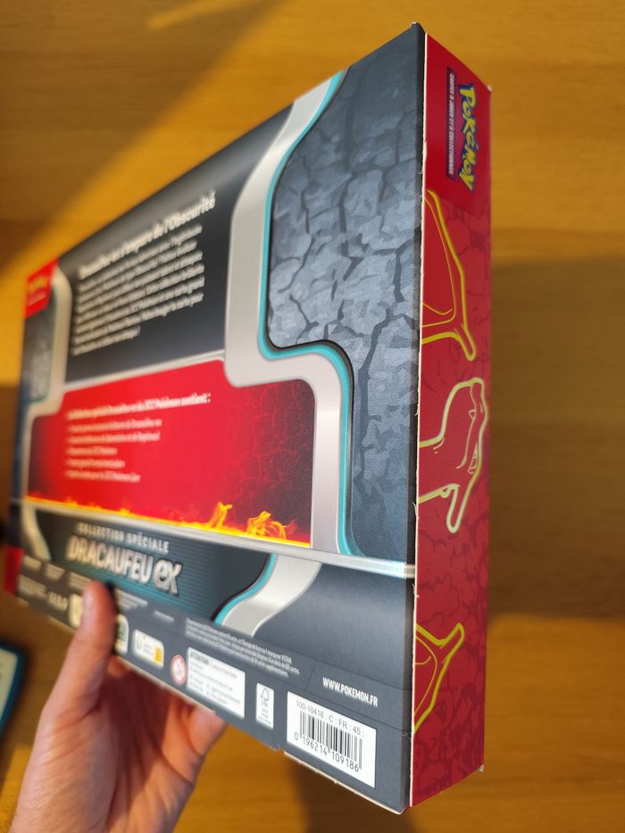 Coffret Dracaufeu ex cartes Pokémon collection spéciale boosters - photo numéro 6