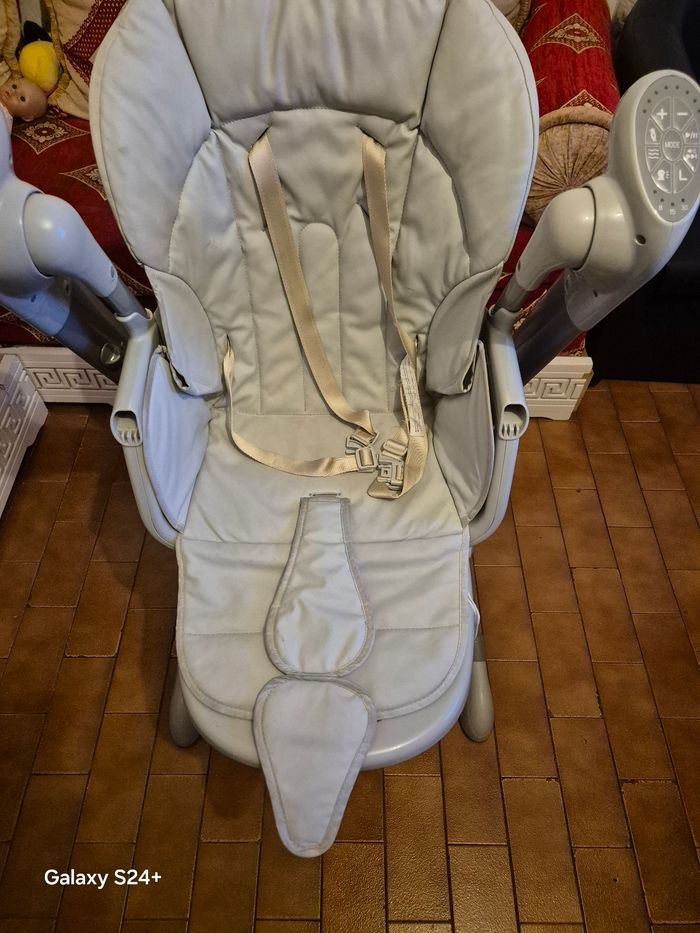 Chaise haute balancelle - photo numéro 3