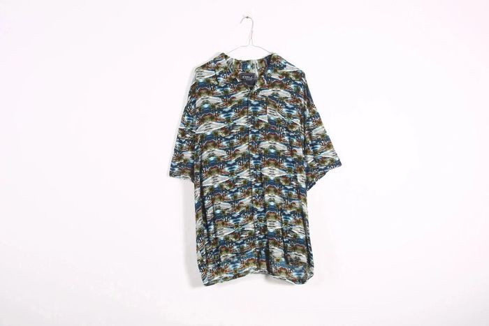 Superbe chemisette vintage 90's en viscose motif îles et mers (#240171) - photo numéro 2