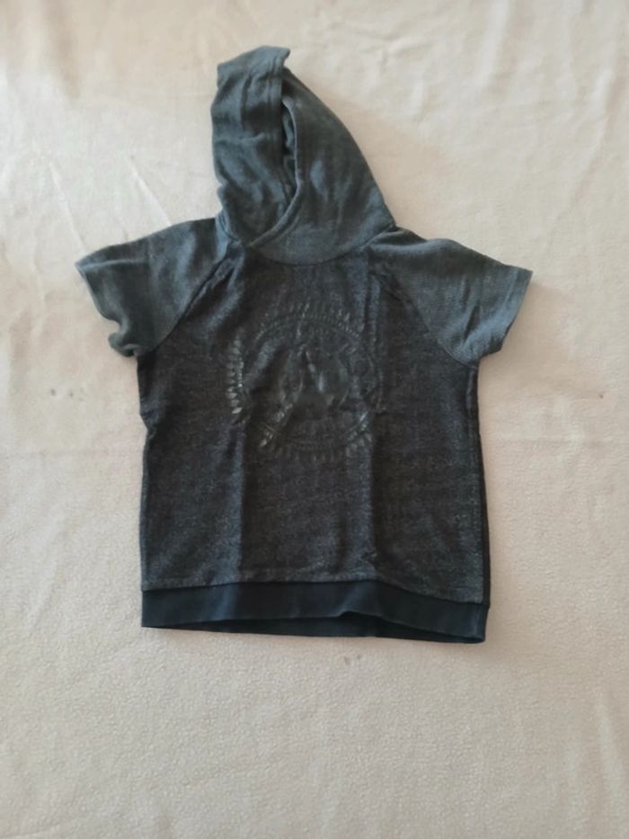Tee-shirt à capuche garçon 6 ans