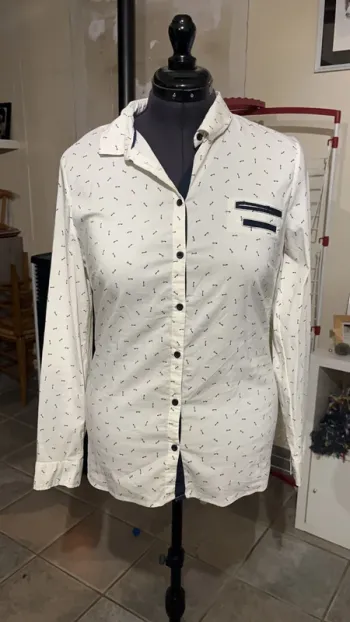 Chemise