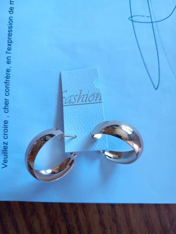 🌸boucle d oreilles Neuf doré grand anneau