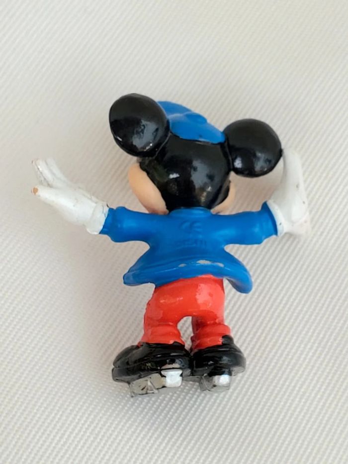 Mini figurines "Sirop Sport" Disney - Mickey patineur et Donald hockeyeur - photo numéro 7