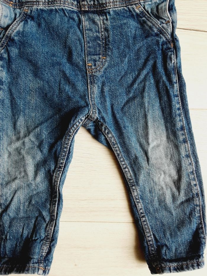 Vêtement bébé garçon salopette jean H&M 2 ans - photo numéro 2