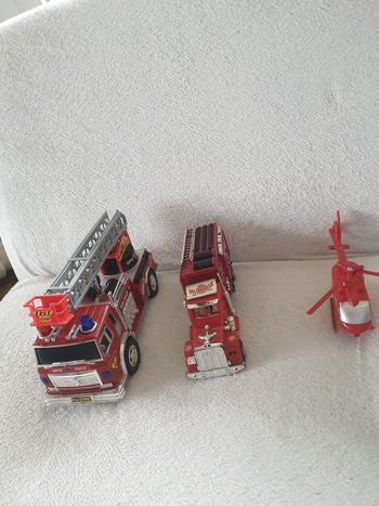 Lot de camions de pompiers 