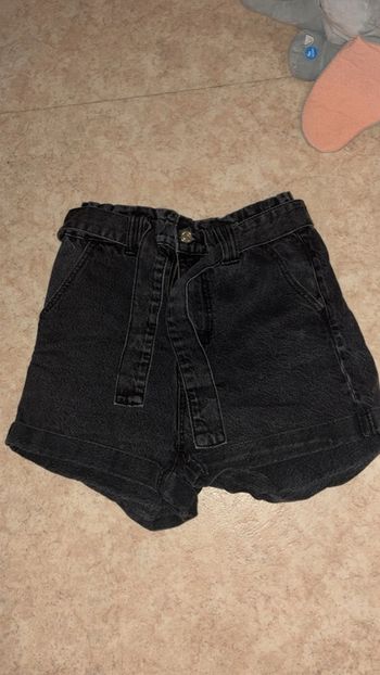 Short stradivarius noir