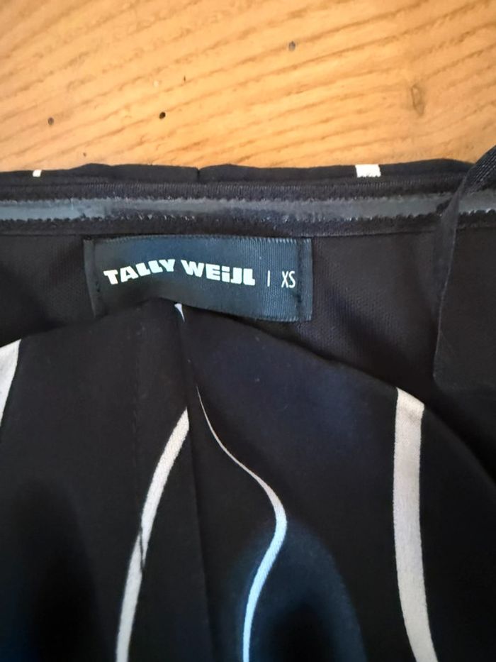 Combinaison en très bon état noir taille XS tally weijl - photo numéro 6