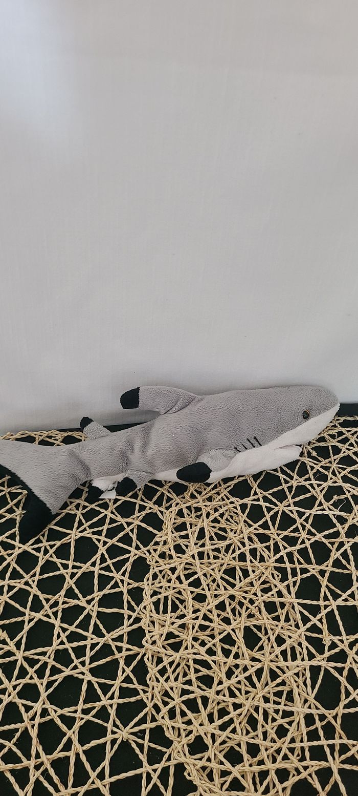 Peluche requin - photo numéro 4