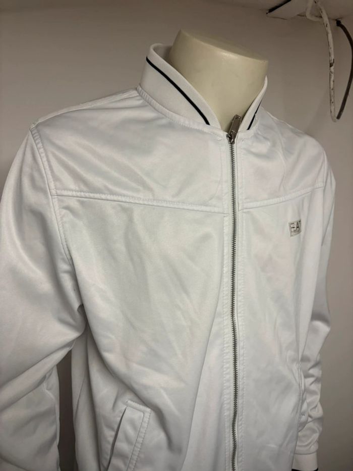 Veste Emporio Armani blanche - Taille M - Logo holographique - Excellent état - photo numéro 3