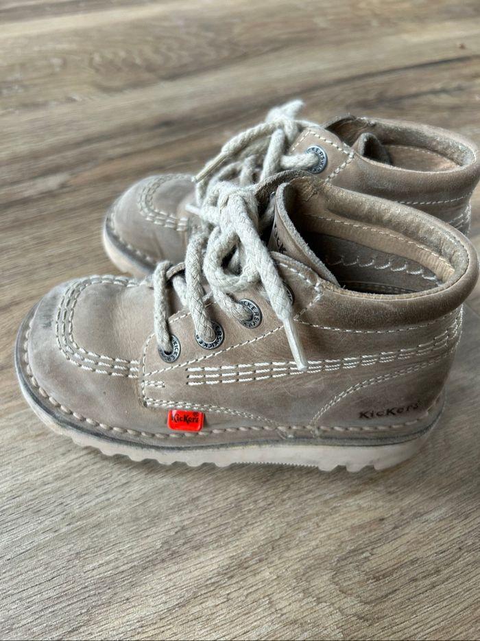 Chaussures T26 kickers - photo numéro 3