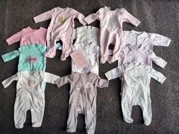 Lot vêtements 1 mois