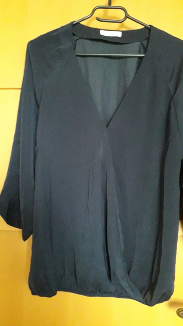 Blouse bleue marine - photo numéro 2