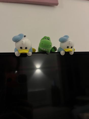 Figurine mystère flockée