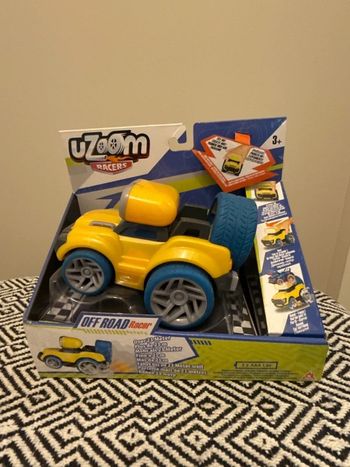 Alpha Group -Uzoom Racers Véhicule Off Road Racer