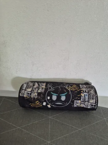 Trousse ronde emoji diable
