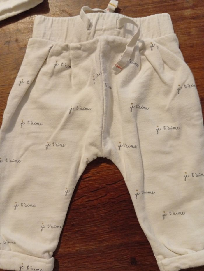 Ensemble taille 6 mois marque Kiabi - photo numéro 2