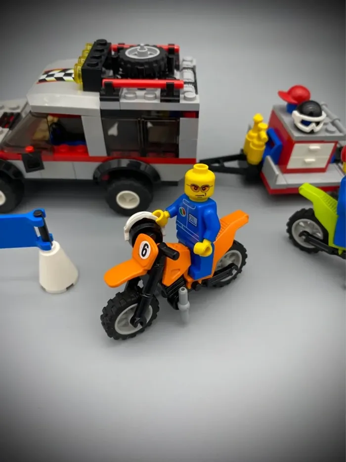 LEGO City 4433 - Dirt Bike Transporter - Complet avec Notice - photo numéro 6