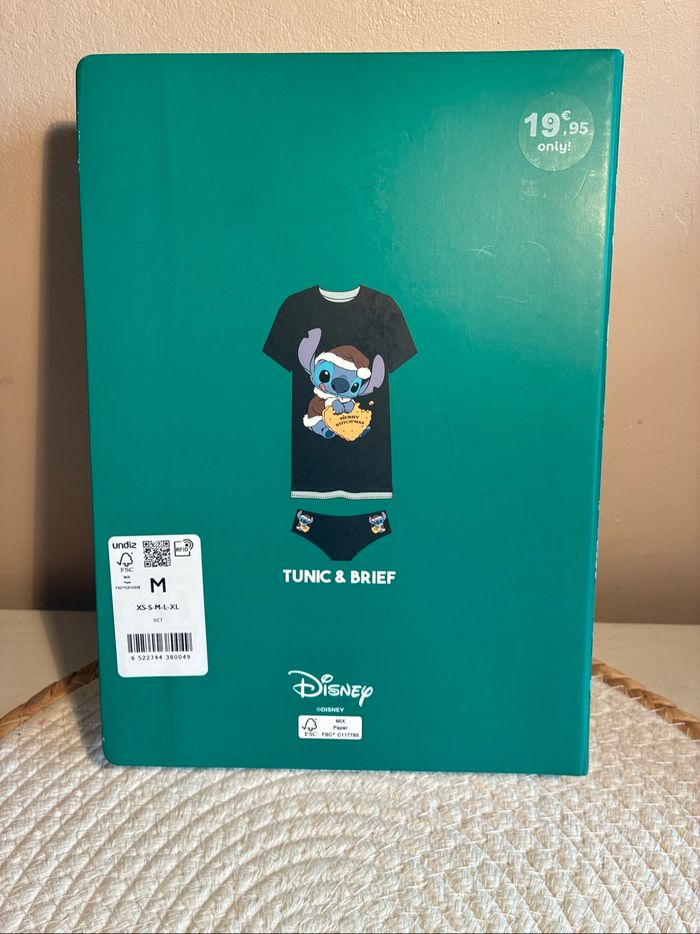 Ensemble noël stitch neuf - photo numéro 3