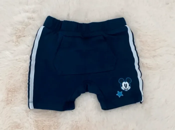 Short mickey
