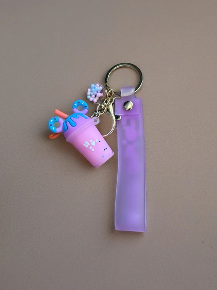 Porte clés glace violette - photo numéro 2