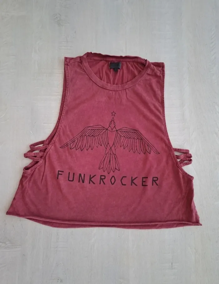 Crop top Seven Sisters - bordeaux - taille S - Oversize Rock - ouverte aux côtés