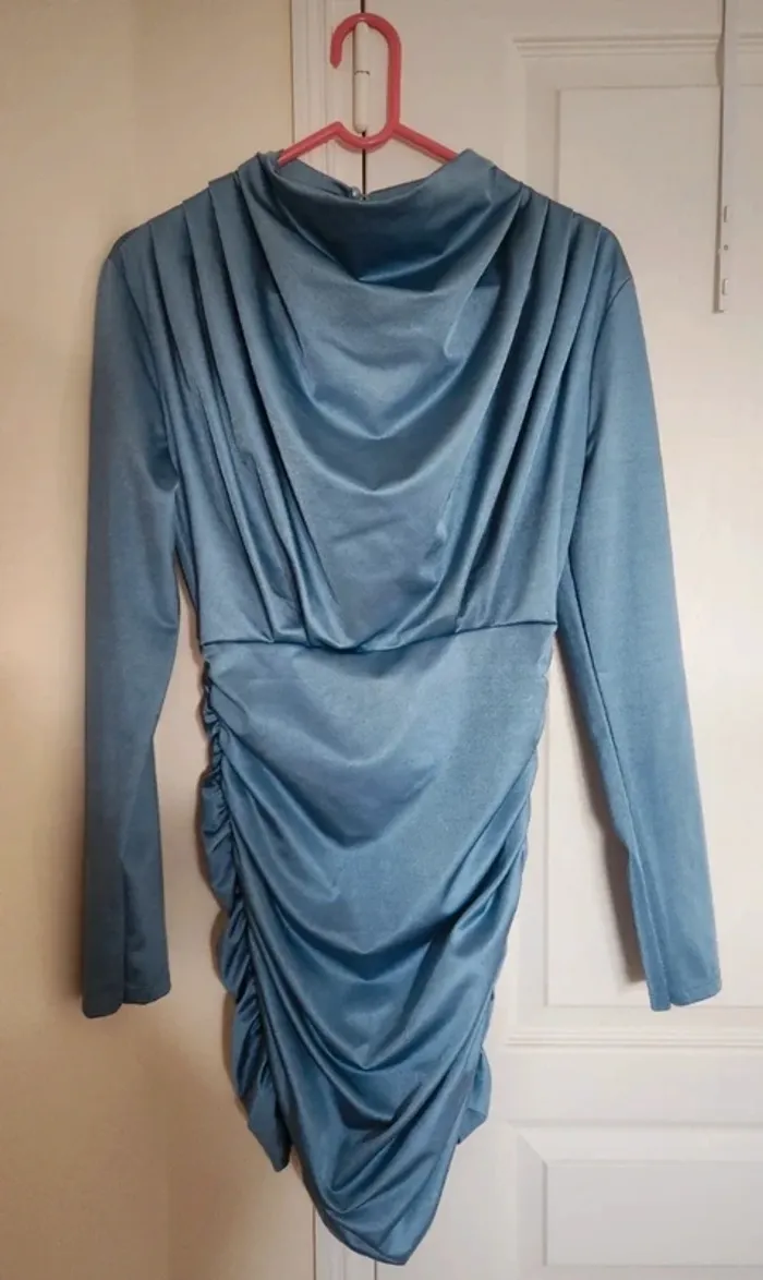 Robe.