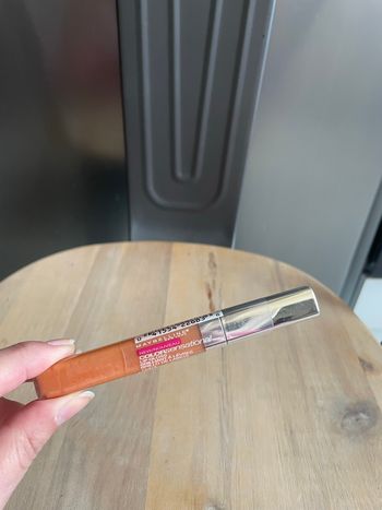 Maybelline - Brillant à lèvres - Teinte 943 Tangerine Tango - Neuf et Scellé