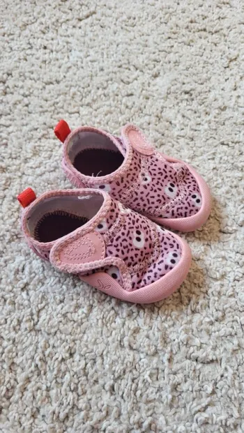 Chaussons Décathlon Taille 20