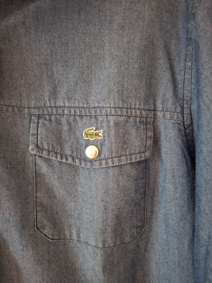 Magnifique chemise en jean lacoste 42 - photo numéro 3