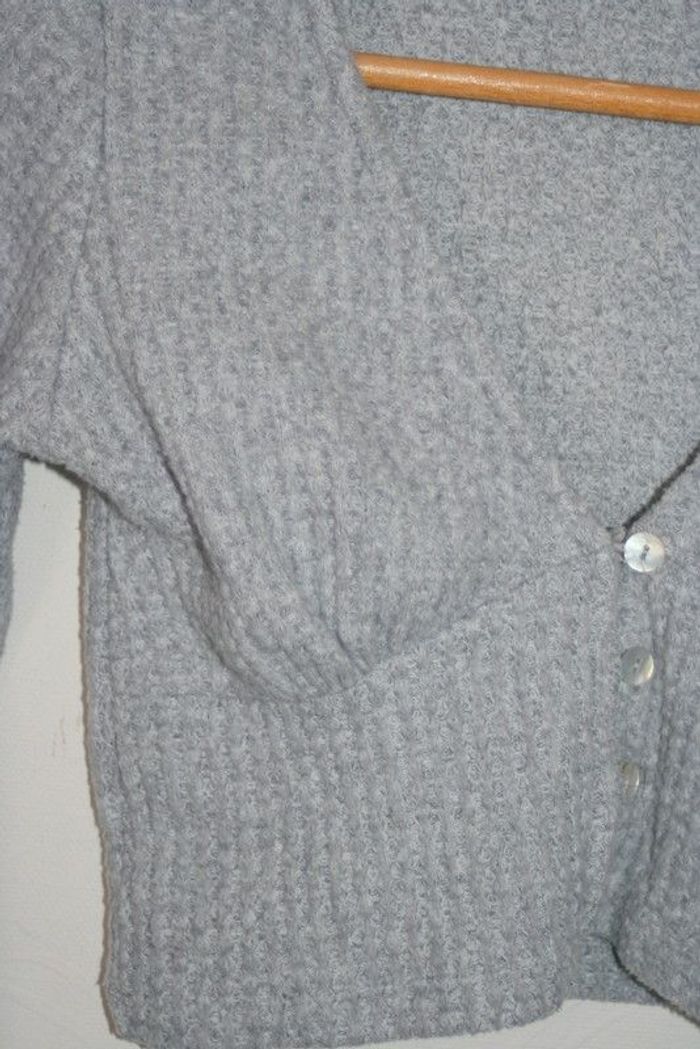 Haut court Bershka taille petit S - photo numéro 2