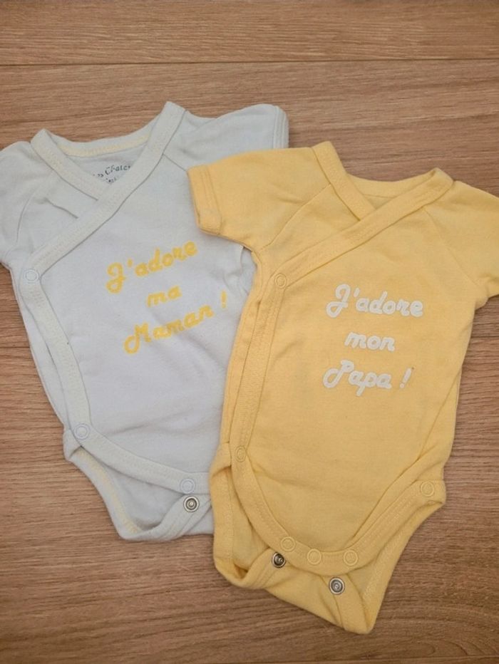 Lot bodies bébé naissance