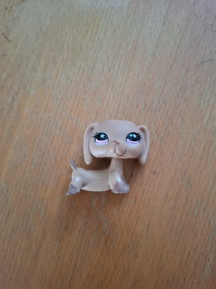 Petshop rare teckel Littlest Pet Shop LPS Hasbro #932 Teckel beige et rose aux yeux étoilés - 2006 - photo numéro 2