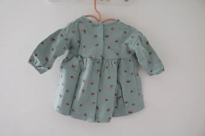 Robe Vertbaudet 6 mois - photo numéro 4