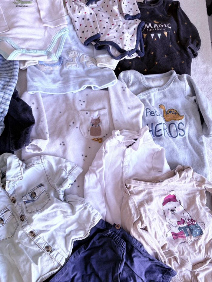 Lot vêtements bébé 1 mois (Kiabi, Orchestra, Primark, etc.) - photo numéro 5