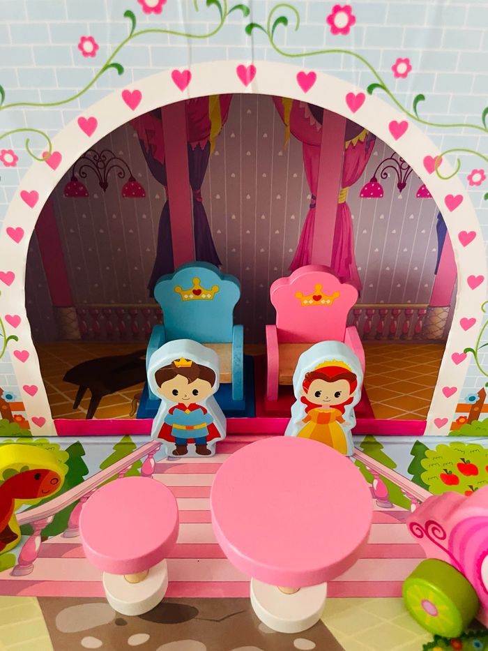 Jouet en bois château princesse - photo numéro 4