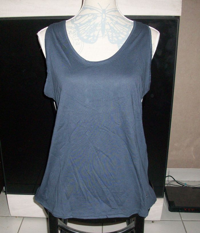 Débardeur bleu marine Active wear 42 44 neuf avec étiquette