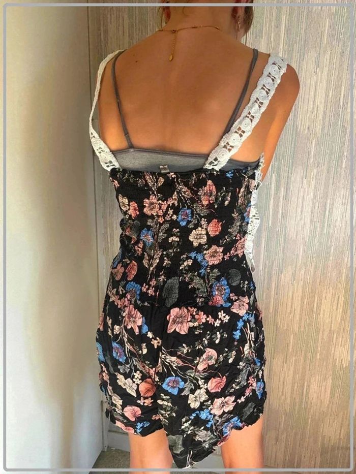 Combishort taille 38/40 neuve sans étiquette - photo numéro 3