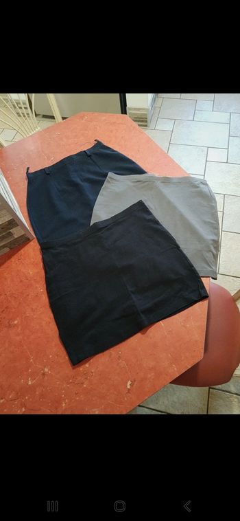 Lot de 3 jupes taille 38