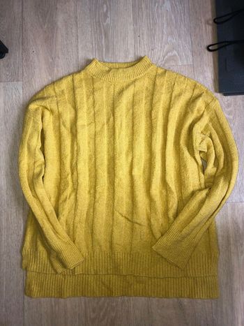 Pull jaune taille S primark femme Très peu porté